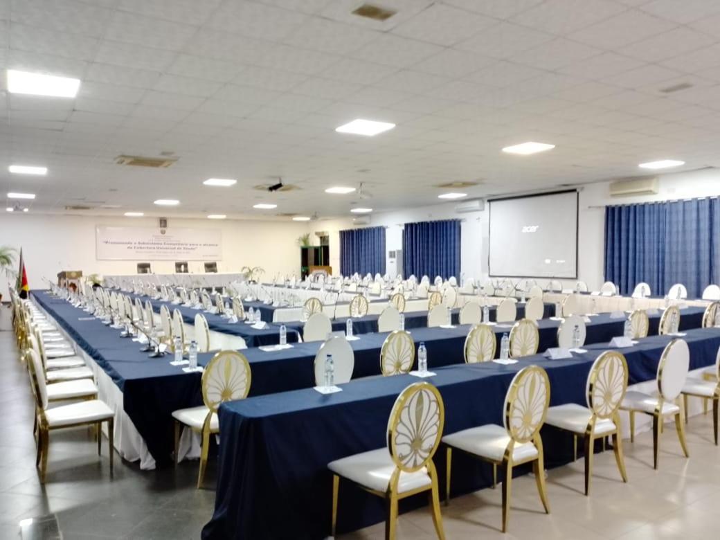 Cafumpe Milpark Hotel المظهر الخارجي الصورة