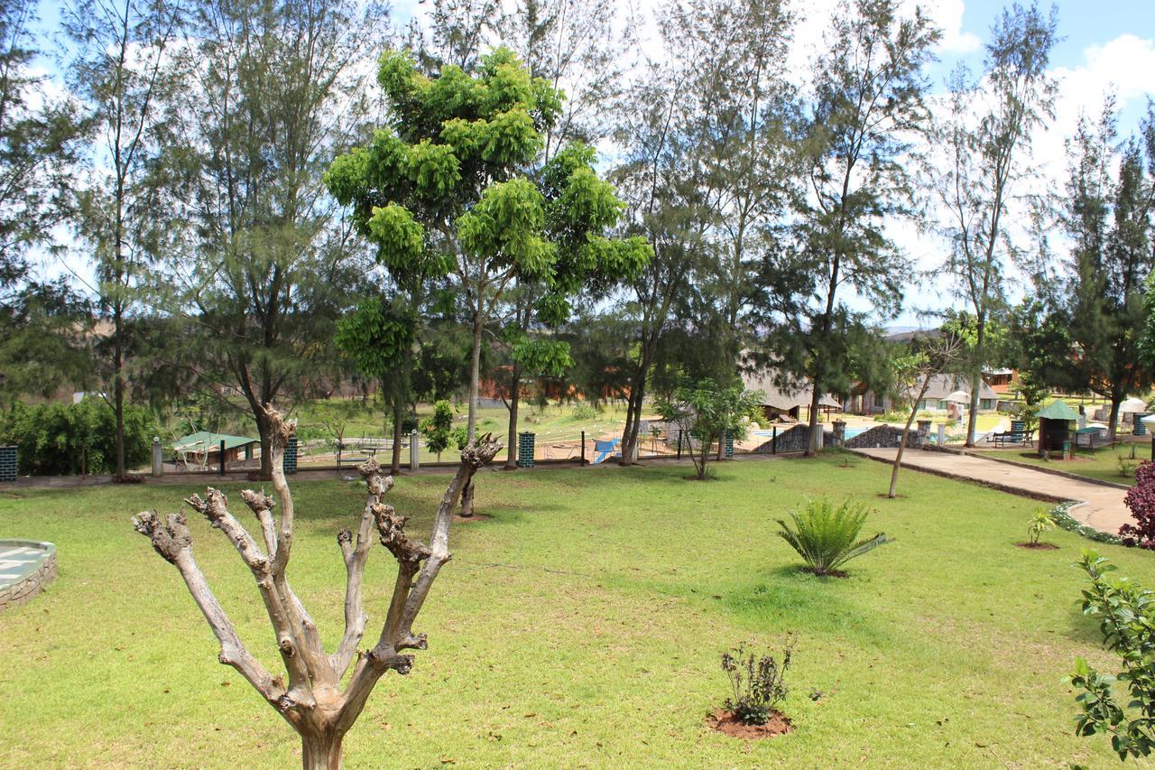 Cafumpe Milpark Hotel المظهر الخارجي الصورة