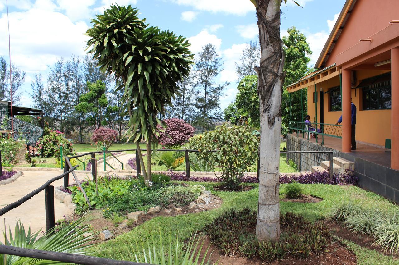 Cafumpe Milpark Hotel المظهر الخارجي الصورة